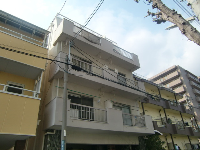 錦マンションの外観