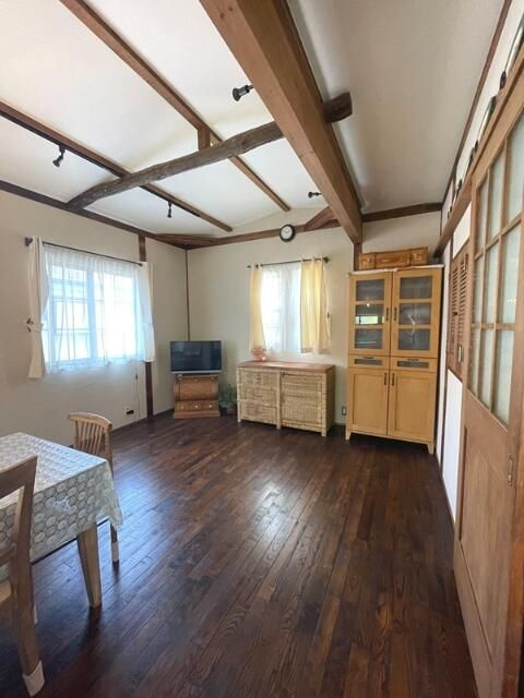 中目黒５丁目戸建の居間・リビング