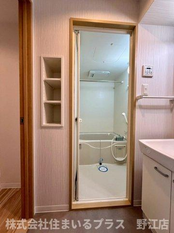 クレールソフィア都島の玄関