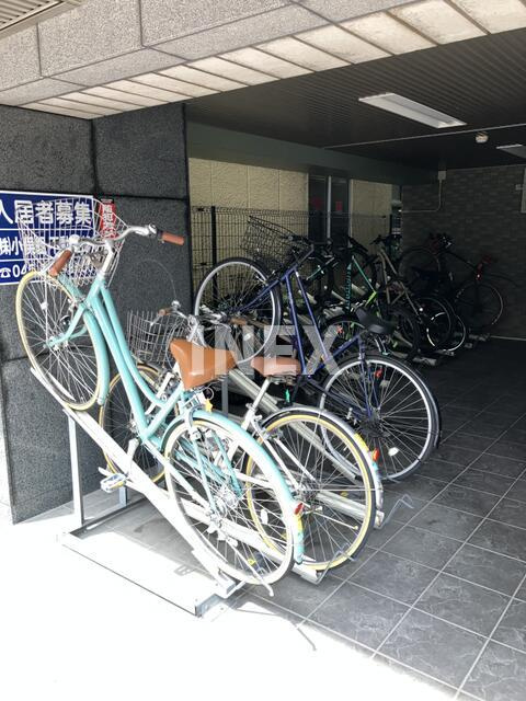 横浜市中区羽衣町１丁目の賃貸マンションのその他共用部分|有料駐輪場