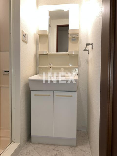 横浜市中区羽衣町１丁目の賃貸マンションの独立洗面台|独立シャワー付洗面台