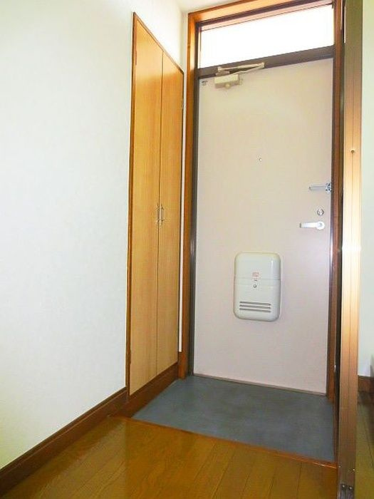 第3金子マンションの玄関