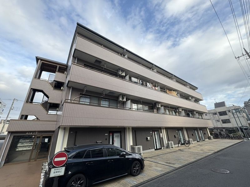 第3金子マンションの外観
