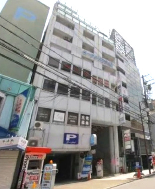 ユーアイプラザビルの外観