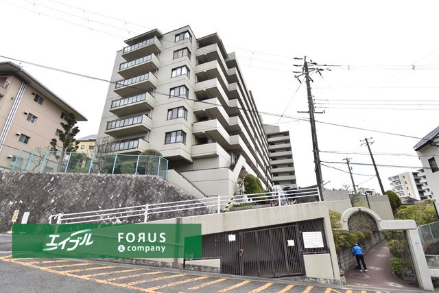 【外観】 | サンヴェール千里山 | 物件を比較検討したいお客様には、「物件比較見学プラン」をご用意しております。こちらの物件だけでなく、お客様の希望に沿った物件を、いくつかまとめてご案内させて頂きます。