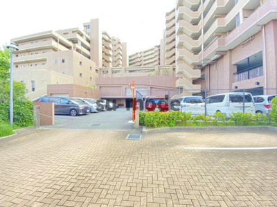 【駐車場】 | ステイツ茨木グランプレイス