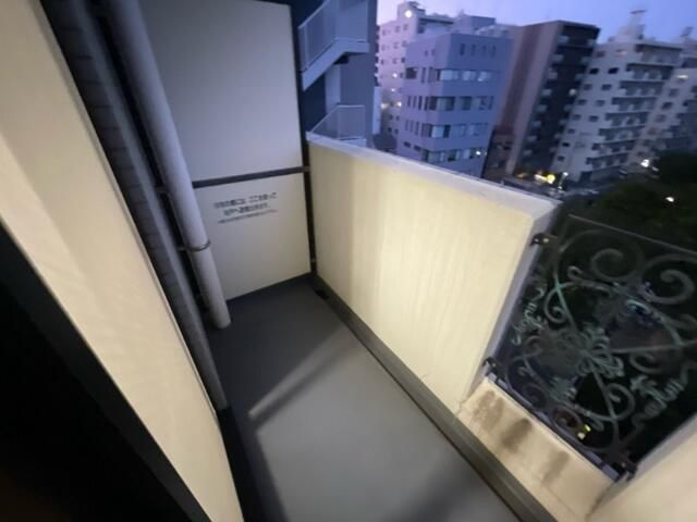 グリフィン横浜・反町公園のバルコニー