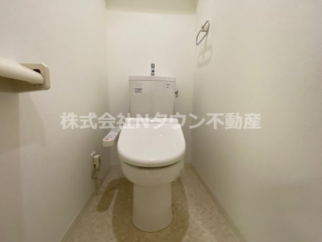【トイレ】 | アモンリオブランシュ | シンプルで使いやすいトイレです