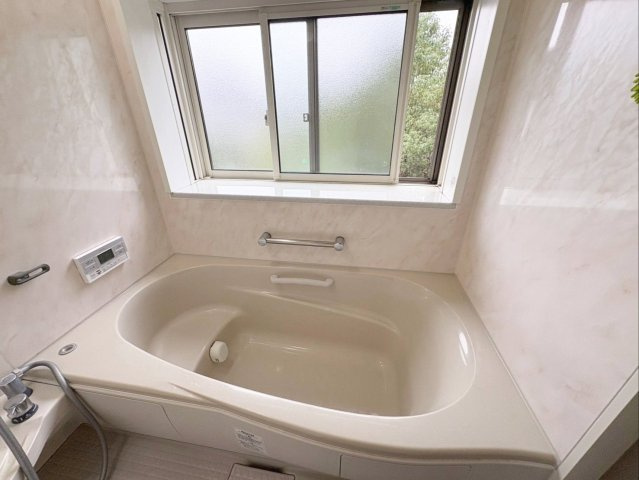 福岡市東区青葉3丁目 中古戸建のトイレ|ウォシュレット付きのトイレです！