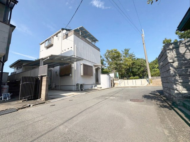福岡市東区青葉3丁目 中古戸建の前面道路含む現地写真|前面道路の様子です！