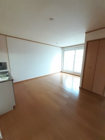 ベルデュール　Ａの居間・リビング|ゆったりとした居間です