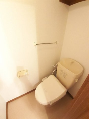 トゥルーランド錦Ａのトイレ|落ち着いた色調のトイレです