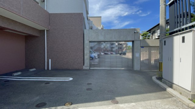 MJR笹原の駐車場