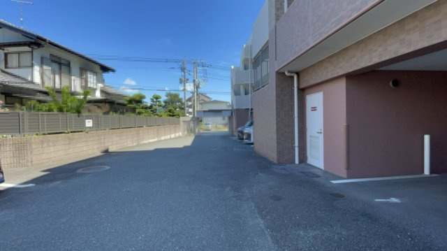 MJR笹原の駐車場