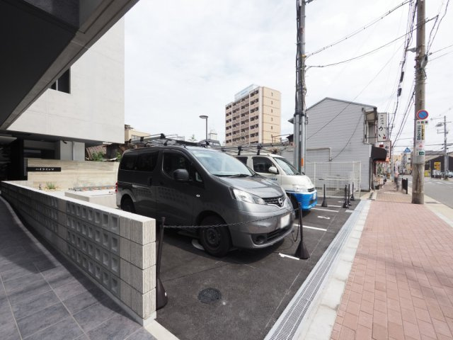 ハイラインⅤの駐車場