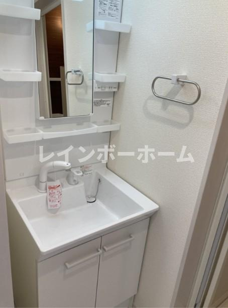 リーブルファイン中央区本町西の独立洗面台