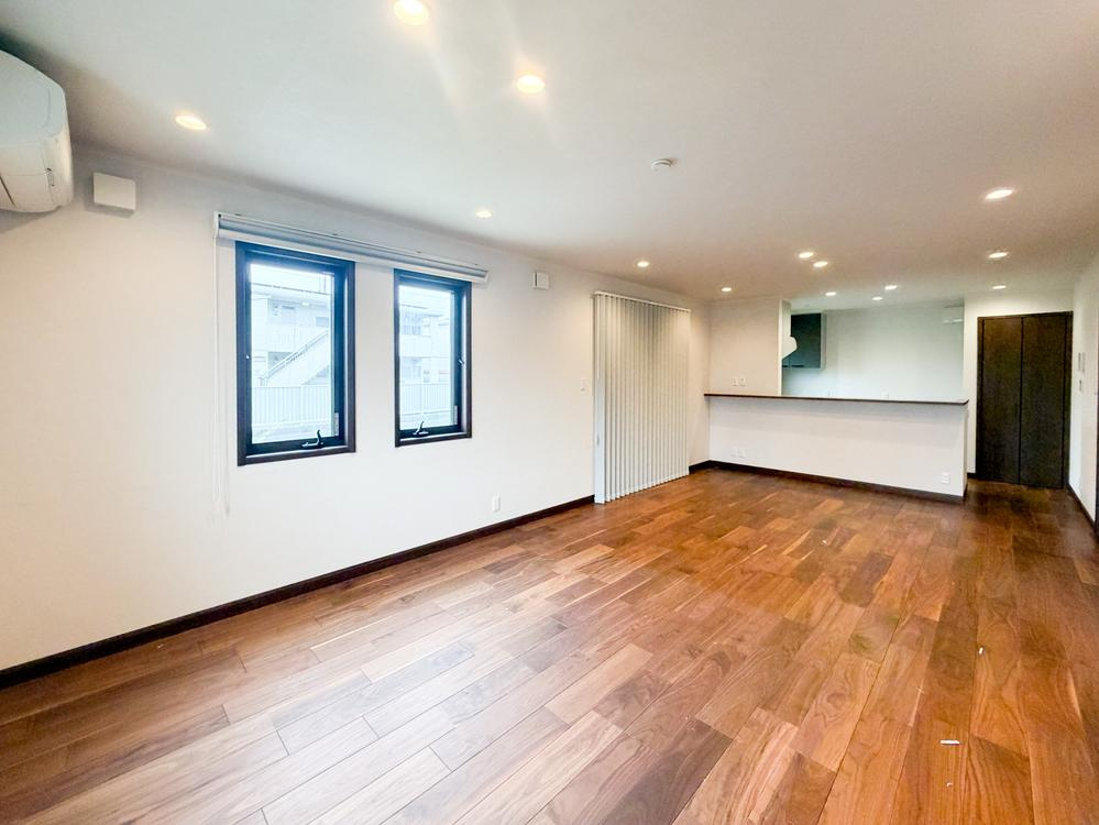 栃木市平井町　中古戸建の居間・リビング