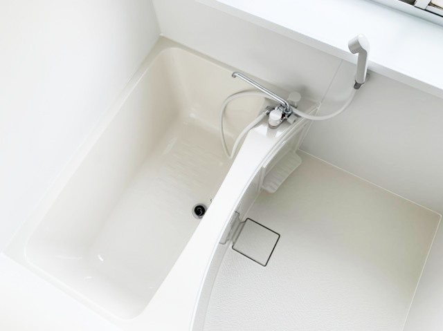 東山マンションの浴室