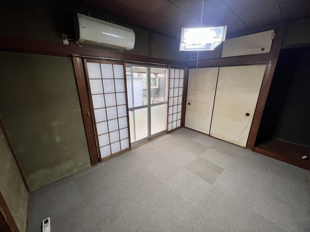 各務原市蘇原青雲町４丁目の和室