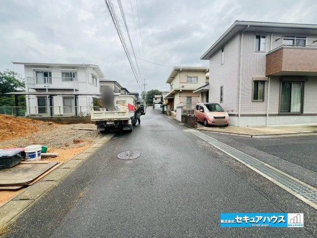 【同施工物件ご案内可能】みよし市福谷町　全1棟の前面道路含む現地写真|事前予約にて現地ご見学いただけます！お気軽にお問い合わせください♪
■株式会社　セキュアハウス■
住宅ローンに強く、知識、経験豊富なスタッフ在籍
お客様に寄り添い、ご成約後もサポート致します。　　　　