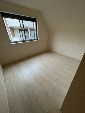 ソレーユ山手ヘーベルメゾンの寝室