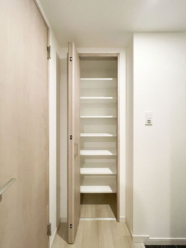 S-RESIDENCE北綾瀬awesomeの収納
