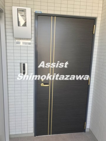 Chez-Moi(シーズモア)の玄関