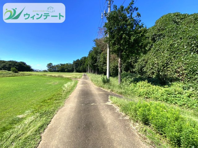 つくば市吉沼6　売地の周辺|敷地から少し出ると、比較的幅のある道路にアクセスできます♪