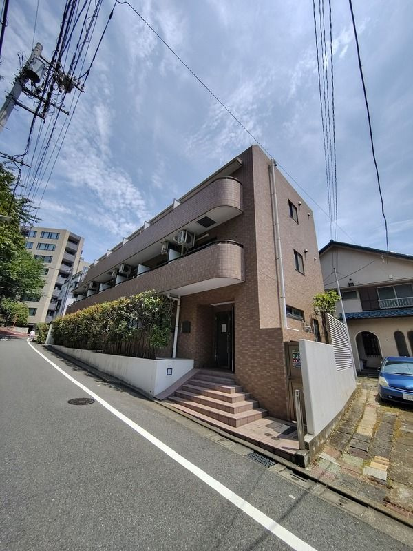 菱和パレス大森山王の外観