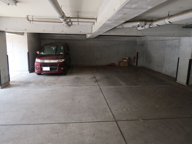 陽光台マンションの駐車場