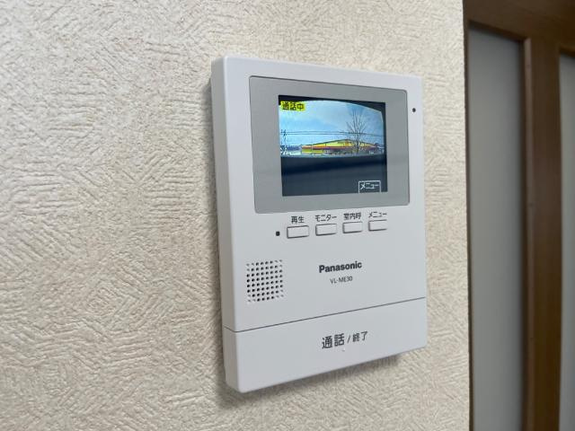グローリアスハイム銀杏の設備|カメラ付インターホン