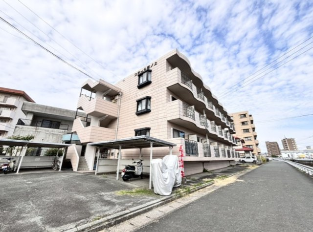 熊本市東区尾ノ上３丁目の賃貸マンション