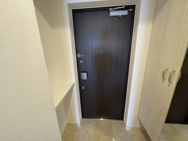 スプランディッド難波SOUTHの玄関