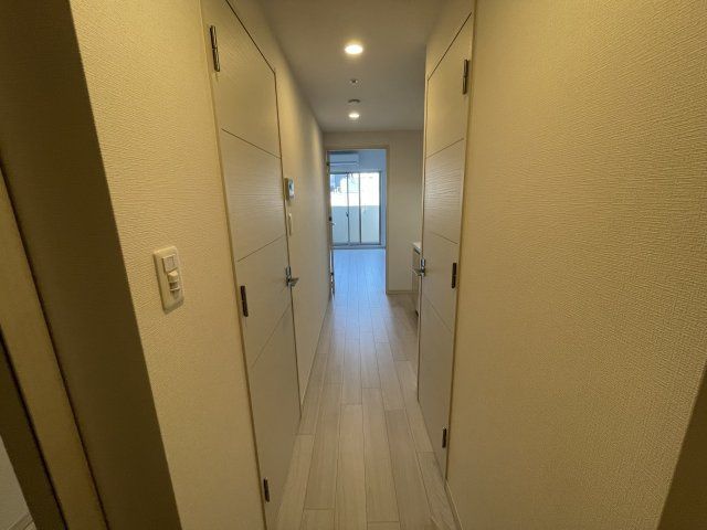 スプランディッド難波SOUTHの玄関