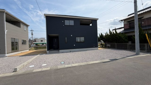丸亀市今津町　新築戸建の外観
