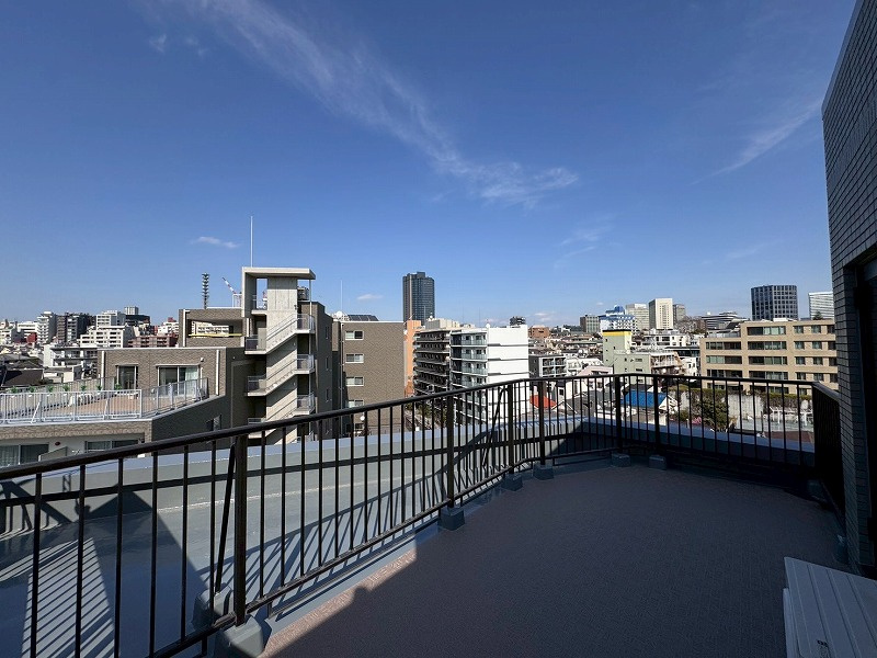 エス・バイ・エルマンション信濃町の展望|エス・バイ・エルマンション信濃町：南向き角部屋につき陽当り・眺望良好！