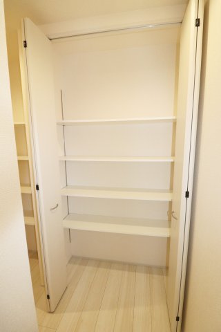 郡山市安積荒井本町　　　３号棟　　　安積第１小学校、安積中学区　の収納|※同社施工例