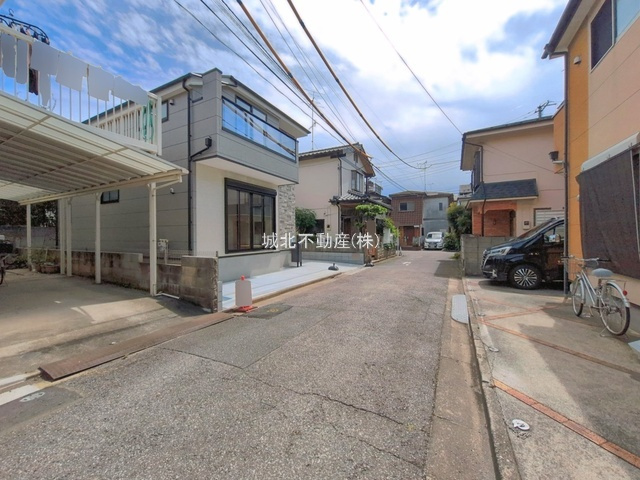 練馬区谷原6丁目 限定1棟の前面道路含む現地写真|前面道路西側約4.5ｍ公道に面する限定1棟