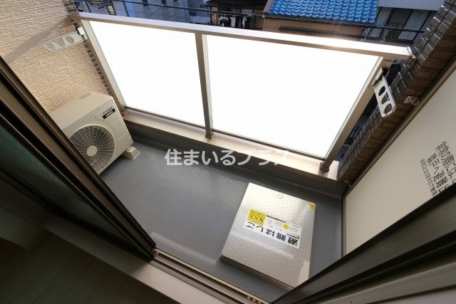 F asecia 城北公園通のバルコニー