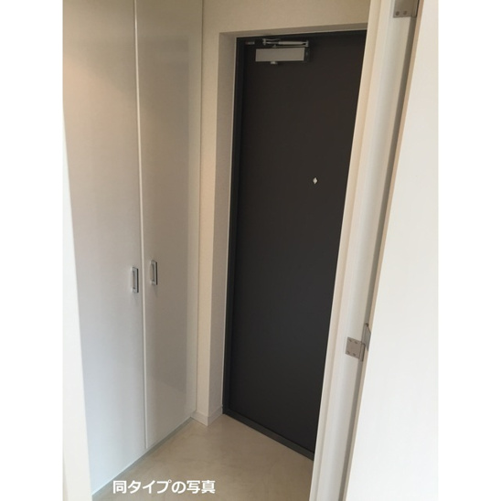 【玄関】コンフォリア市谷柳町 