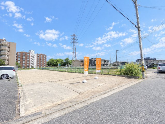 尼崎市田能5丁目建築条件無し土地の外観|南側道路に面した陽当たり良好な立地です。