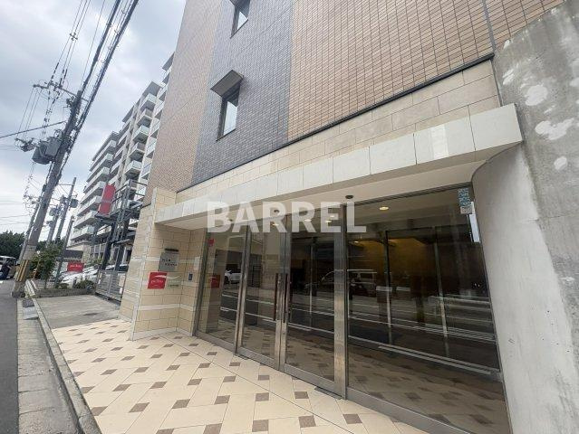 WGB江坂のエントランス