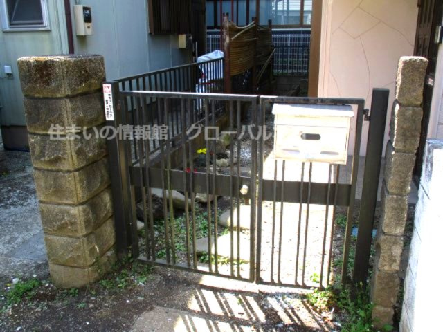座間市ひばりが丘２丁目住宅