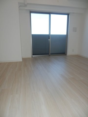 AZEST赤塚新町の洋室