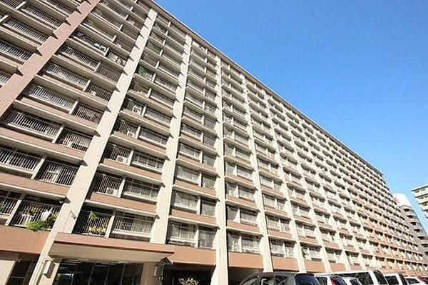 大森駅前住宅１号棟の外観