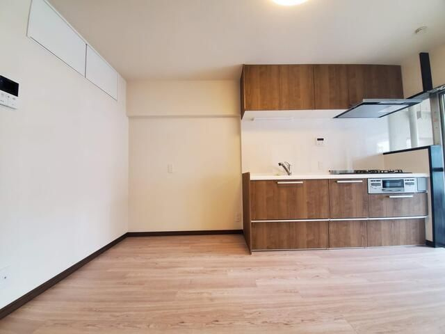 大森駅前住宅１号棟の居間・リビング