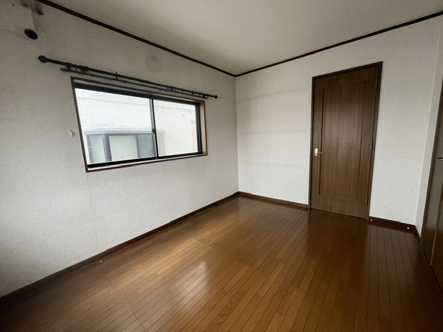 【中古】ふじみ野市丸山中古住宅の洋室