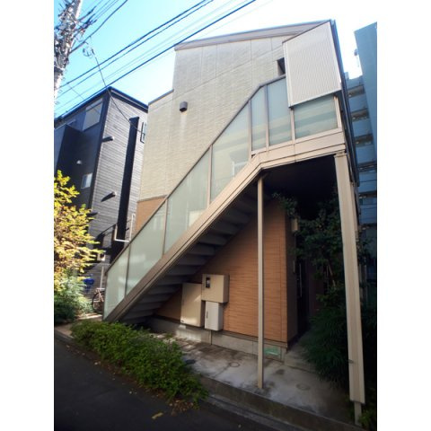 ネージュ西糀谷のエントランス