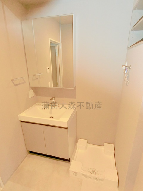 プラウドフラット西蒲田の洗面所|独立洗面台　洗濯機置き場　洗面脱衣所