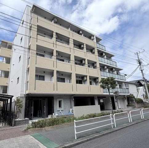 エマーレ行徳
